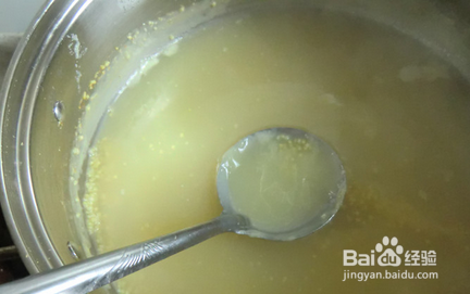 怎样给宝宝喝小米稀饭?