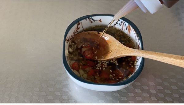 凉拌手撕杏鲍菇