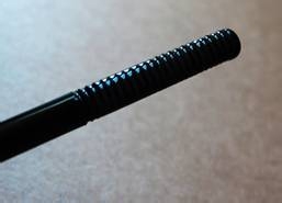 活色生香梳子开班 简单“妆”美腻三亚