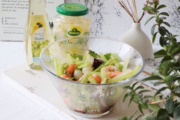 清爽低脂凉拌菜之凉拌虾仁芹菜