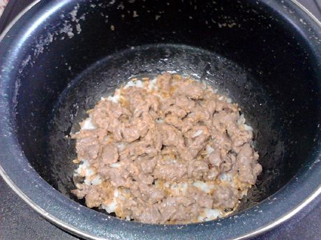 姜汁牛肉焖燕麦饭