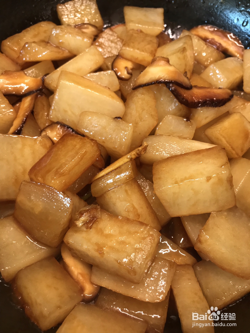 减脂美食香菇烧萝卜