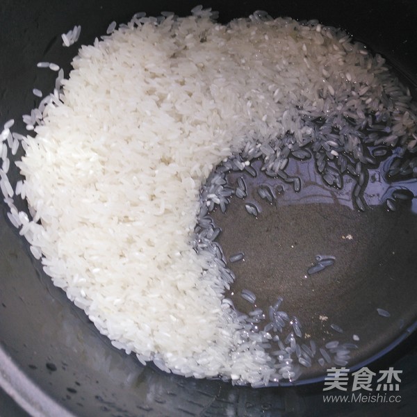 美味皮蛋粥的做法
