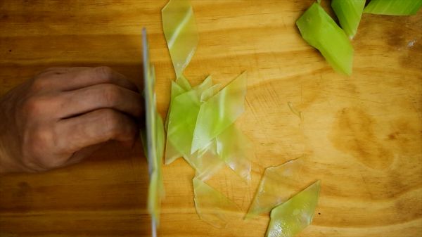 先炒莴笋还是炒肉