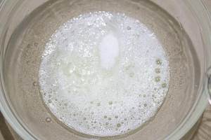 用烤箱弄蛋白糖的做法