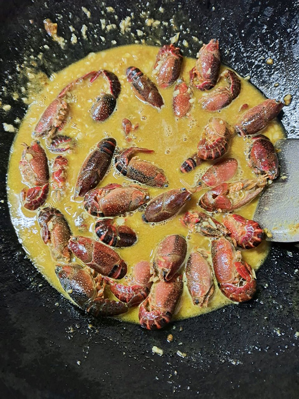 蒜蓉咖喱小龙虾