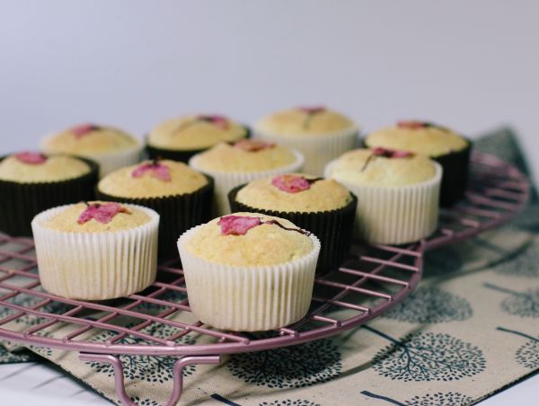 樱花天使纸杯蛋糕