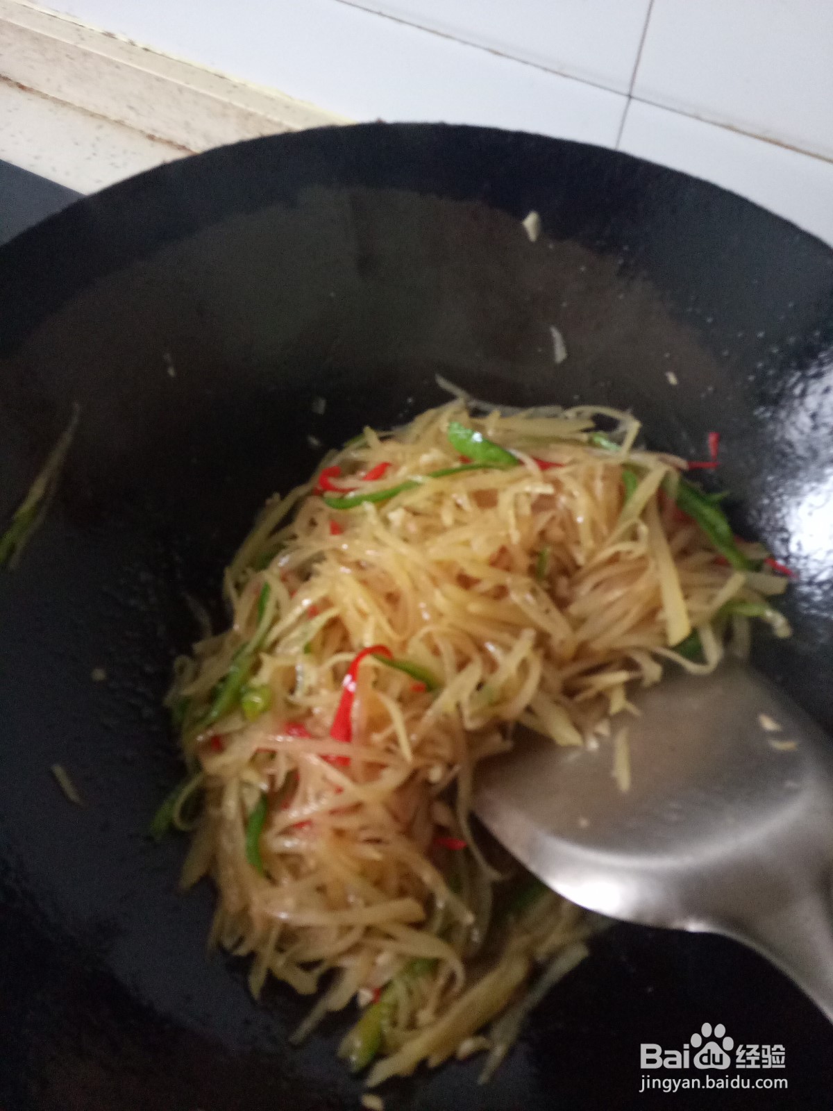 家常炝炒土豆丝