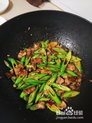 如何做美味的小炒肉