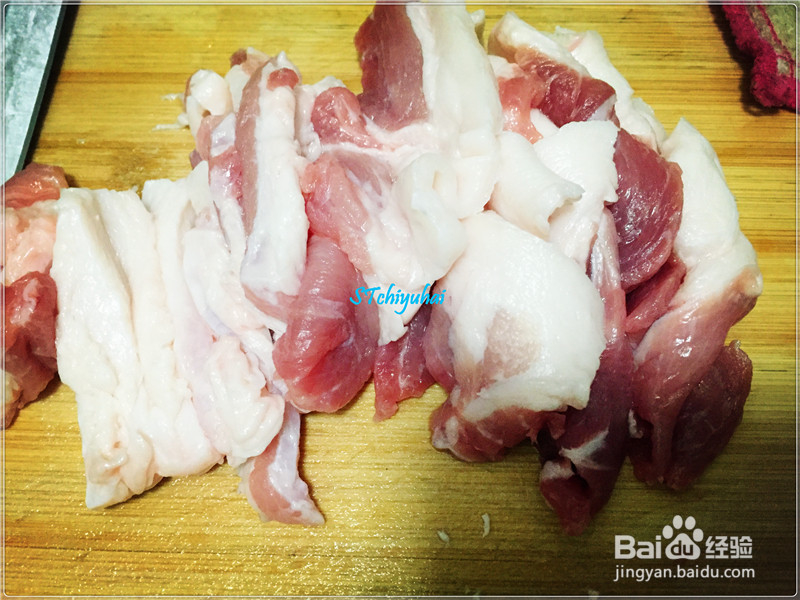 家常菜系白萝卜炒肉