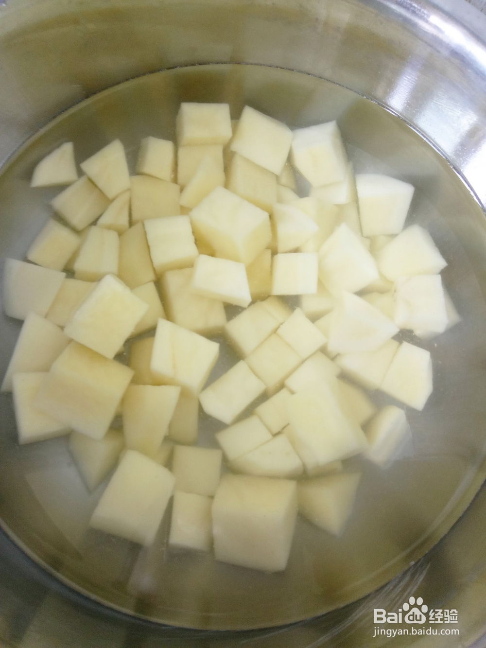 干锅土豆鸡块儿的做法