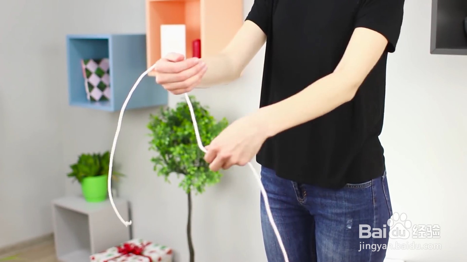 怎么表演捆绑挣脱魔术？