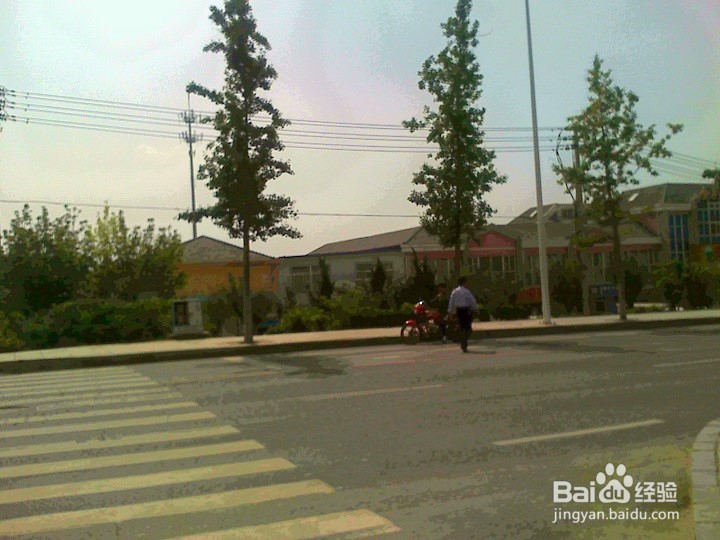 摩托车驾驶员要安全行驶