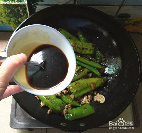 如何做出好吃的肉末虎皮青椒