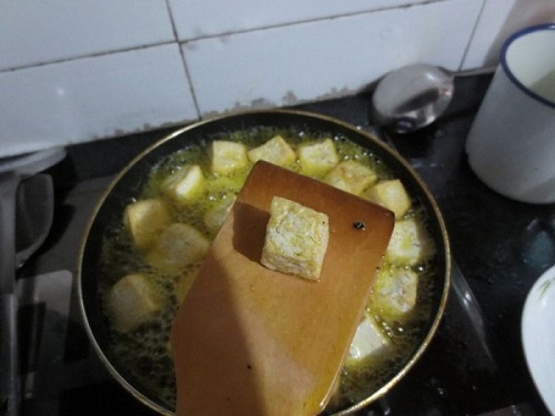 怎样炸豆腐泡才又大又圆