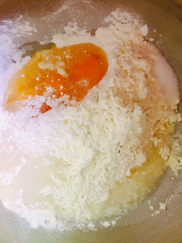 鸡蛋蔓越莓馒头