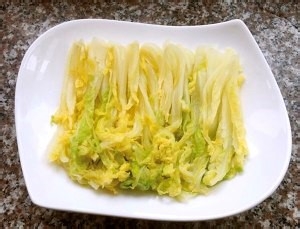 怎么做皮蛋上汤娃娃菜