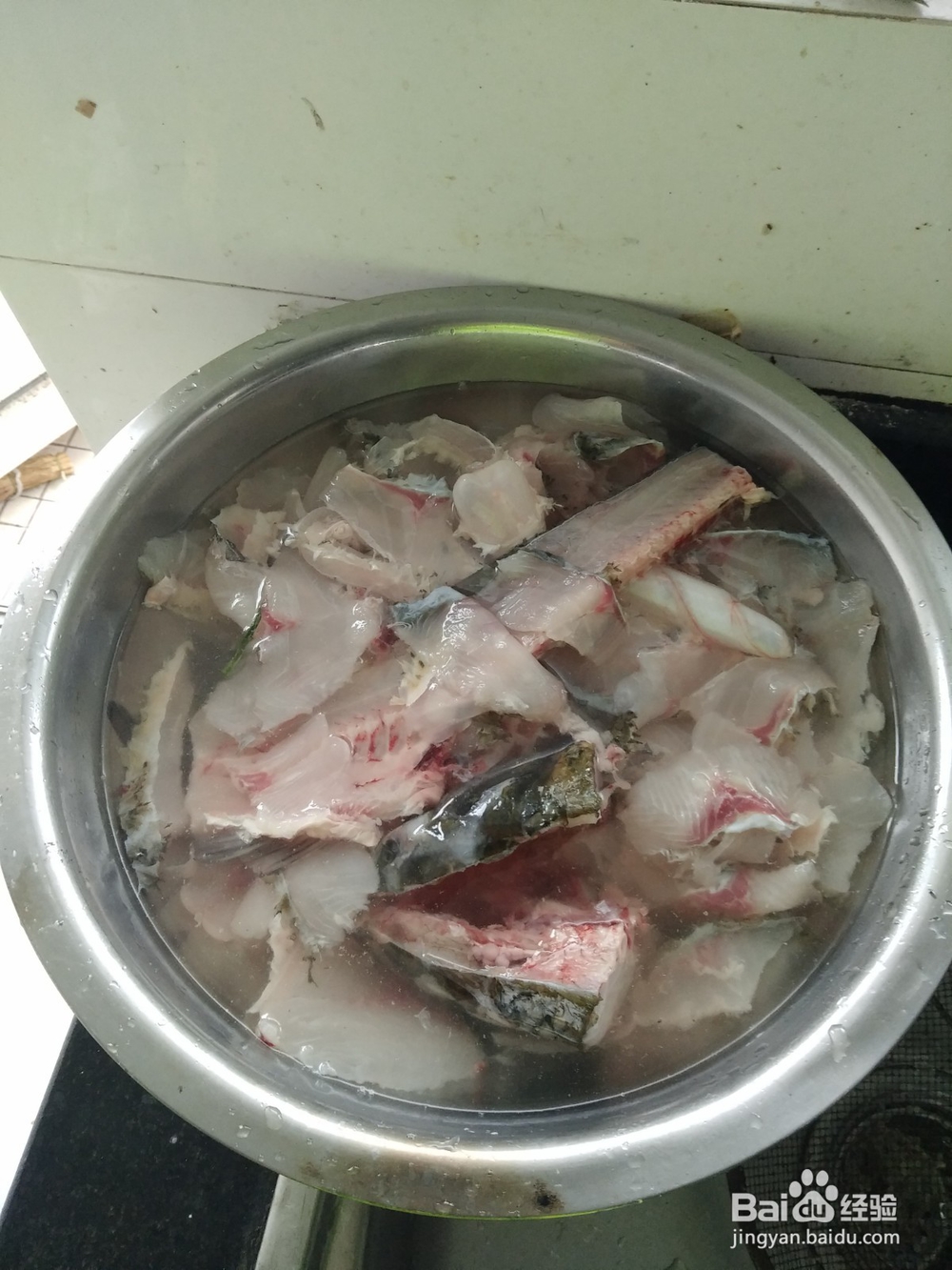 水煮鱼肉片的腌制