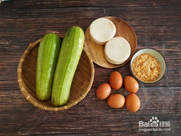 西葫芦鸡蛋饺子