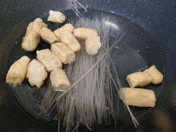 家庭版鸭血粉丝汤