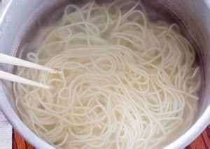 教你如何制作阳春面