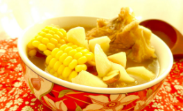 棒骨山药玉米汤的制作步骤