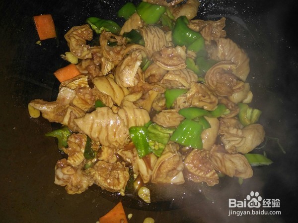 尖椒肥肠的做法