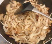 如何制作菌菇蛋花汤