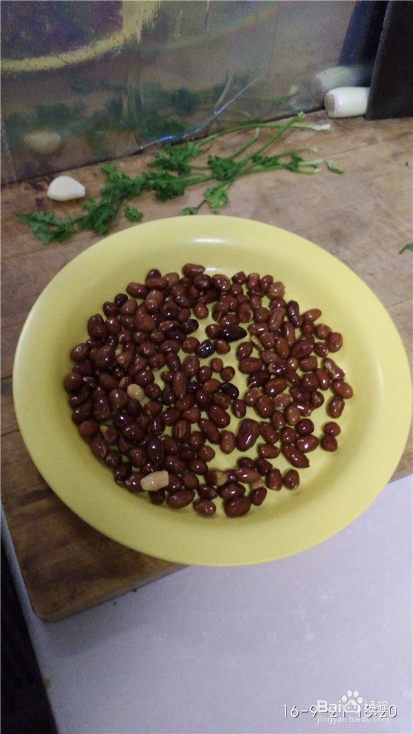 凉拌菠菜好吃可口