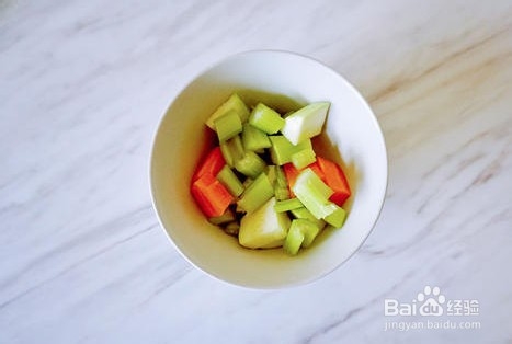 老年人镶假牙后“食不知味”是假牙的原因吗？
