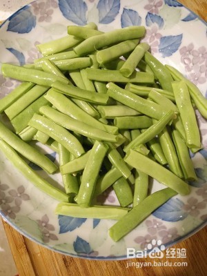 养生食补肉末干煸四季豆的做法
