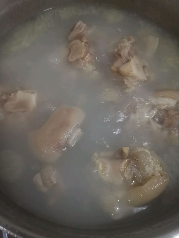 红烧猪蹄炖大白菜