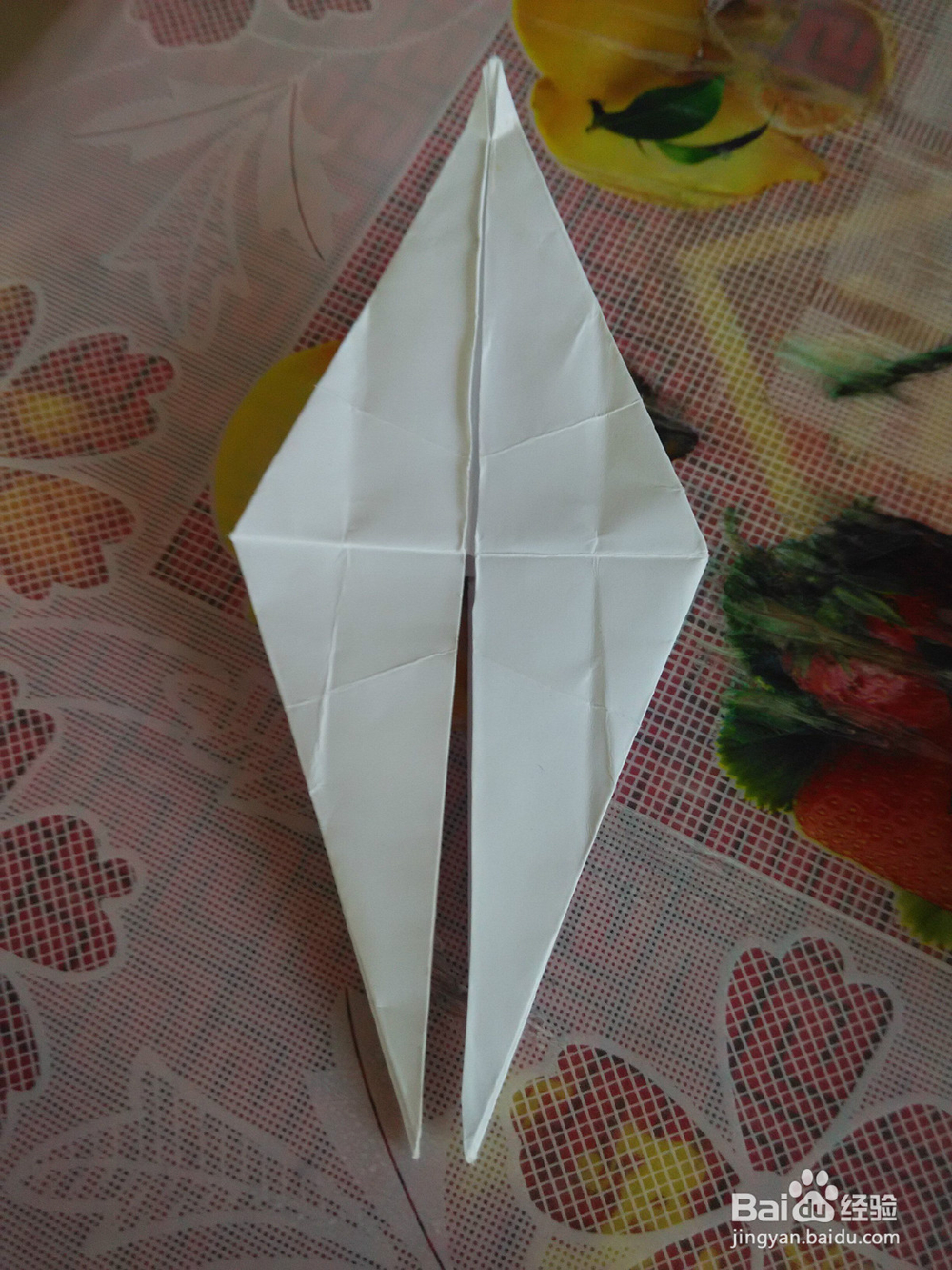 如何折形象的千纸鹤