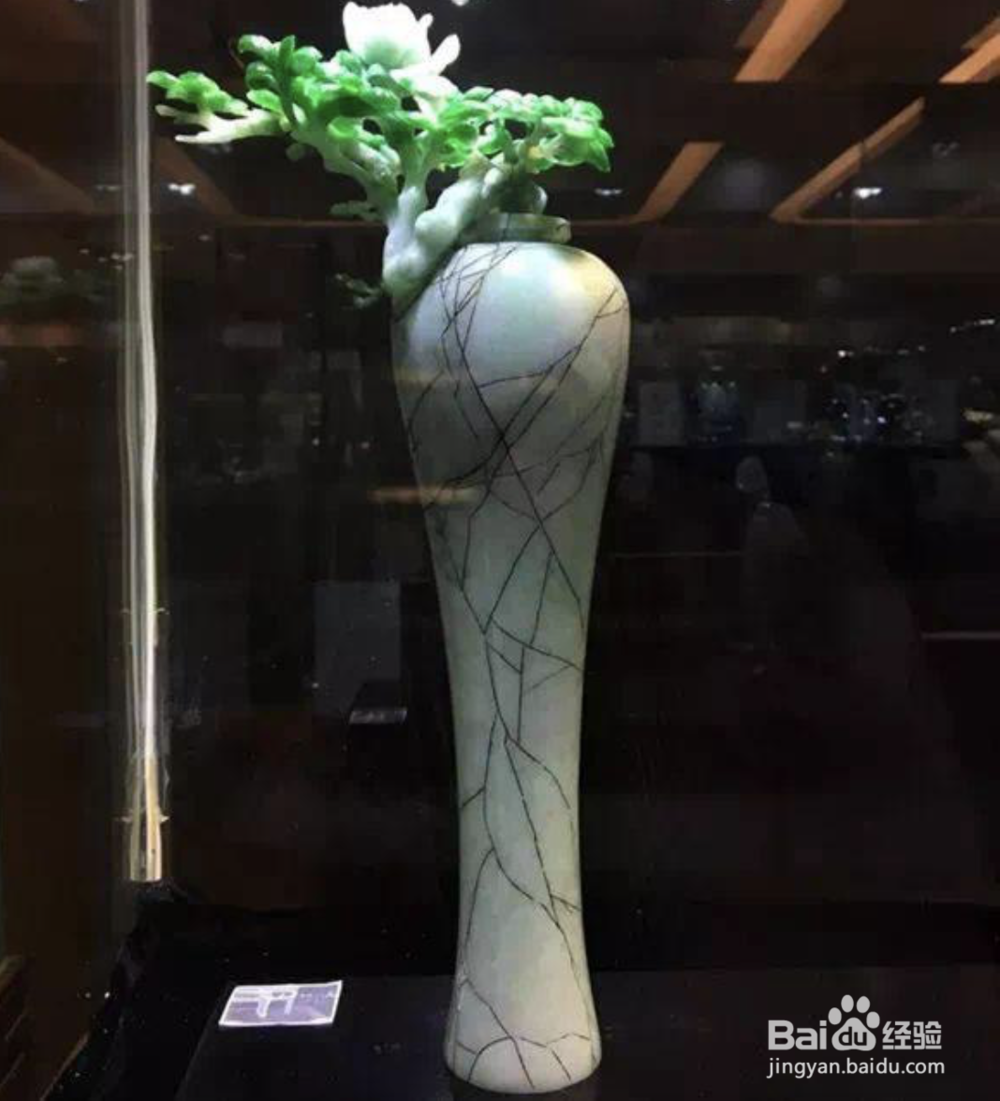 翡翠雕刻很重要，能让一件翡翠起死回生