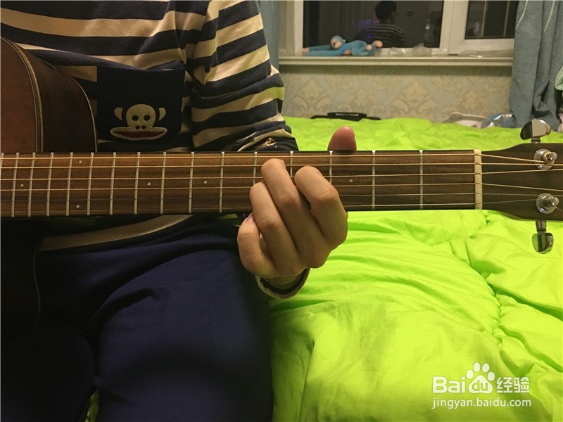 如何用吉他弹唱小幸运简单版？小幸运吉他教程