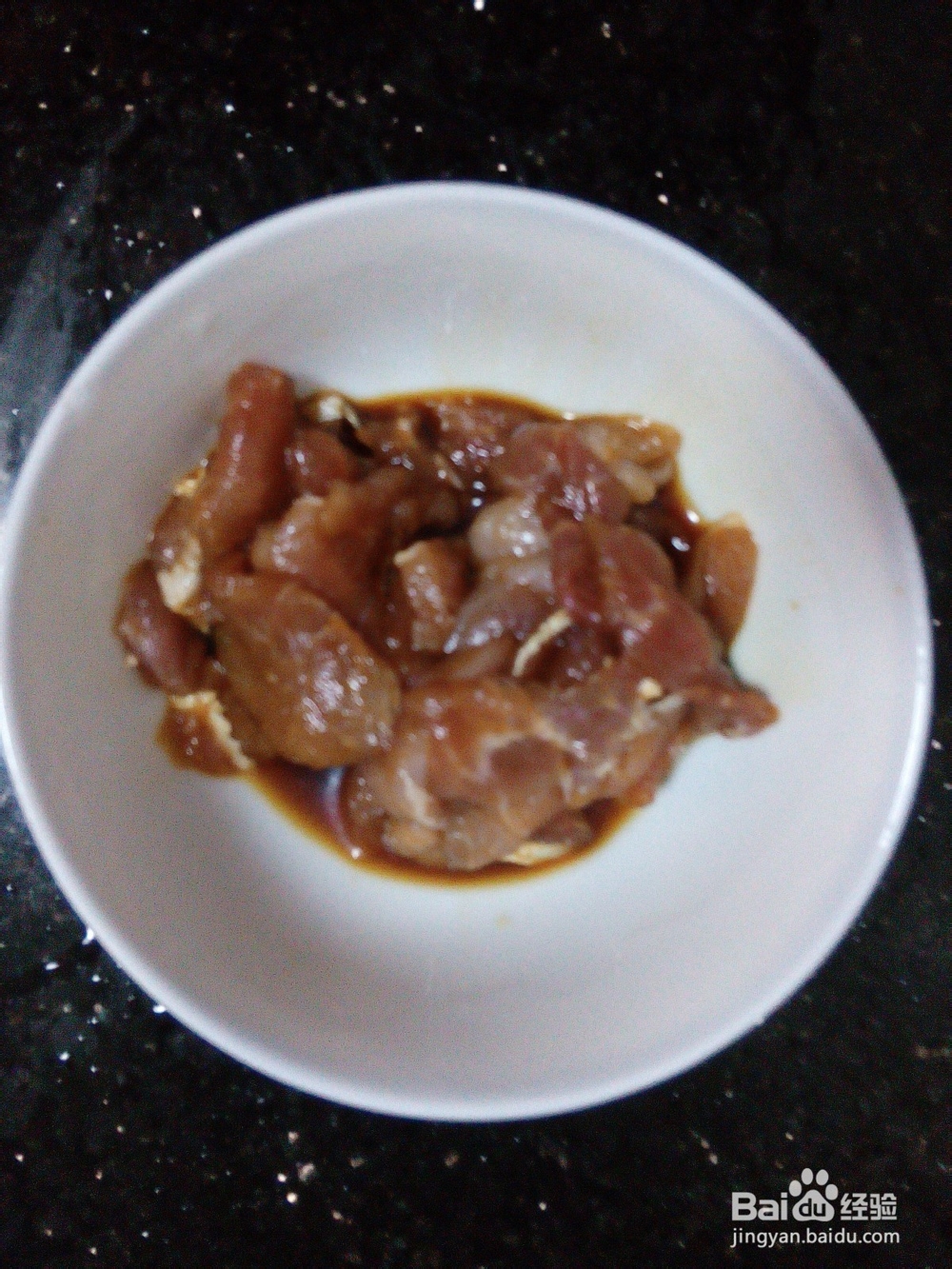 如何做一道美味的白萝卜烧肉片