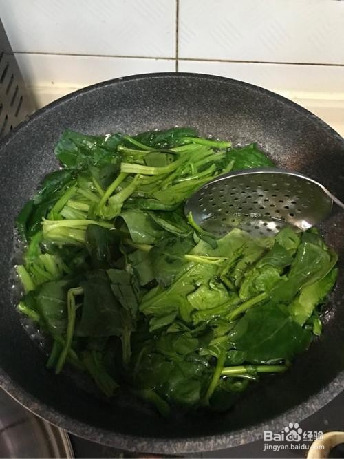 菠菜凉拌毛蚬子