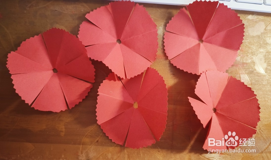 母亲节到了,我教大家用纸做一朵康乃馨