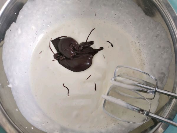 巧克力奶油蛋糕
