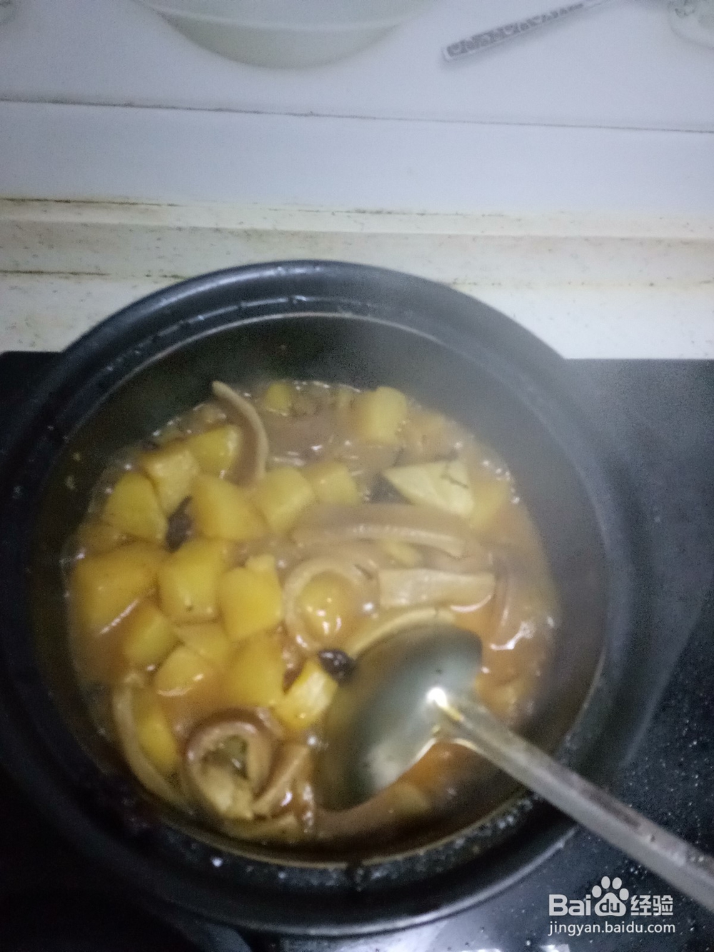 砂锅猪皮炖土豆