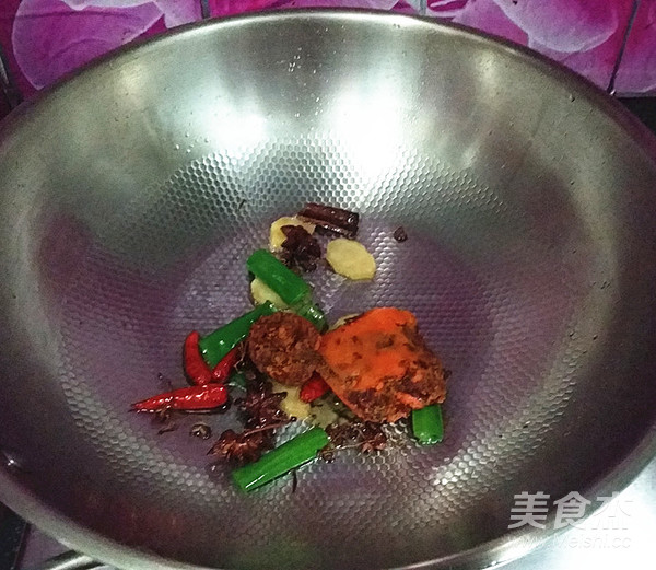 麻辣鸭头鸭翅