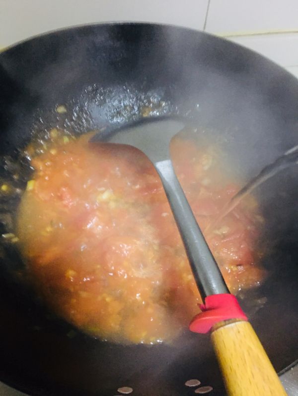 番茄金针菇肥牛卷