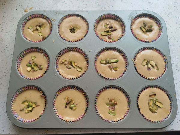 老式无水坚果蛋糕