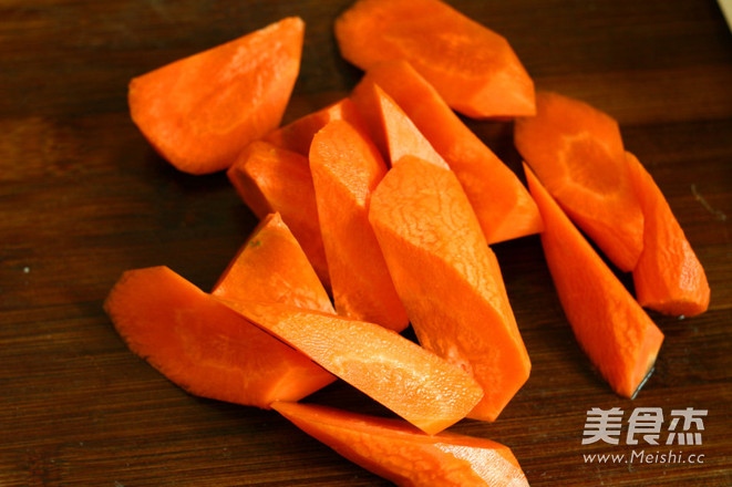 香辣红烧牛尾