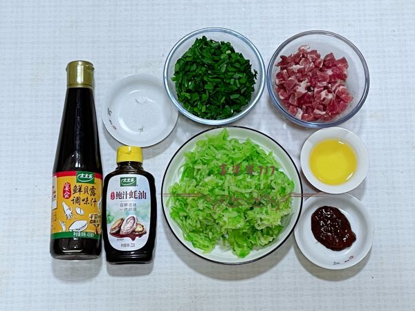 猪肉青萝卜馅包子