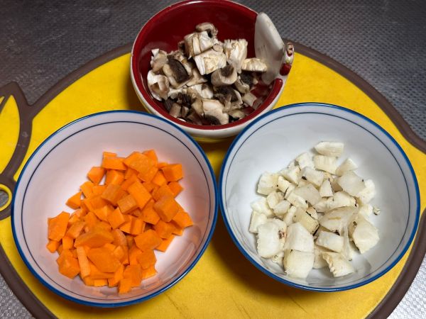 让孩子爱上吃饭深海鳕鱼烧汁炒饭