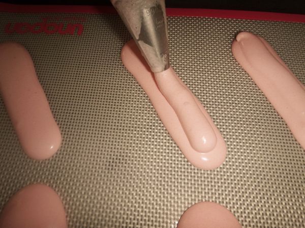 一抹酸的马卡龙