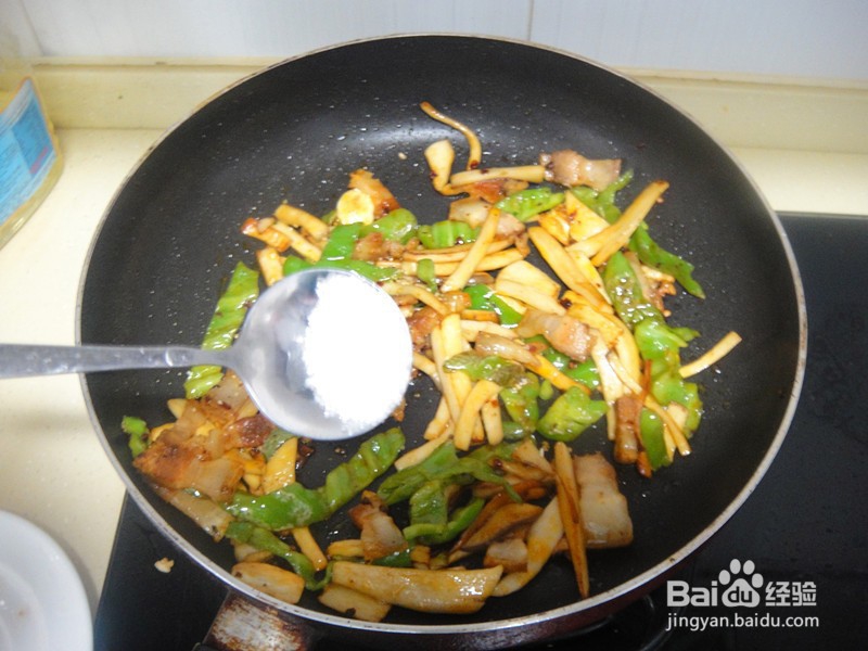 干煸五花肉杏鲍菇的做法