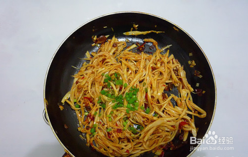 香辣手撕杏鲍菇的做法