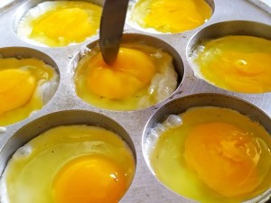 怎么制作早餐霸王鸡蛋汉堡